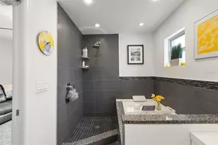 4832 5th St S, Saint Petersburg, FL 33705 - Photo 22
