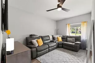 4832 5th St S, Saint Petersburg, FL 33705 - Photo 16