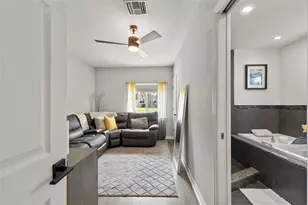 4832 5th St S, Saint Petersburg, FL 33705 - Photo 16