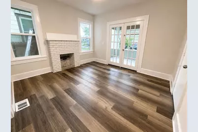 824 6th Street N #2, Saint Petersburg, FL 33701 - Photo 2