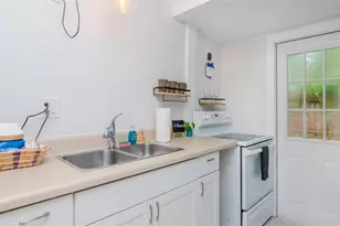 1466 Laura St, Clearwater, FL 33755 - Photo 32