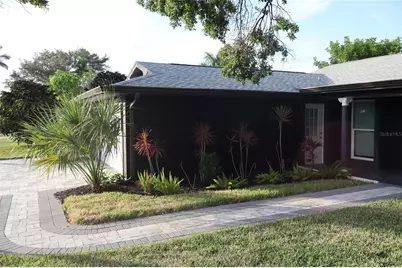 1019 Spindle Palm Way, Apollo Beach, FL 33572 - Photo 6
