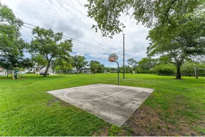 130 41st Avenue NE, Saint Petersburg, FL 33703 - Photo 36
