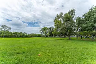 130 41st Ave NE, Saint Petersburg, FL 33703 - Photo 34