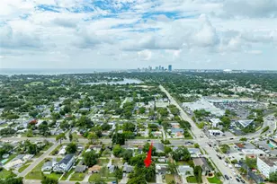 130 41st Ave NE, Saint Petersburg, FL 33703 - Photo 2