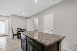 3083 Victoria Inlet Dr, Holiday, FL 34691 - Photo 10