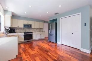 17548 Fairmeadow Dr, Tampa, FL 33647 - Photo 4