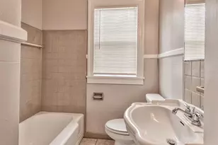 1230 27th St N, Saint Petersburg, FL 33713 - Photo 16