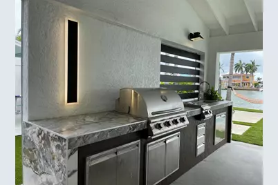 11180 9th Street E, Treasure Island, FL 33706 - Photo 18