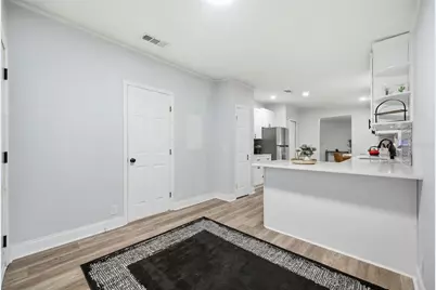 5203 N Mendenhall Drive, Tampa, FL 33603 - Photo 14