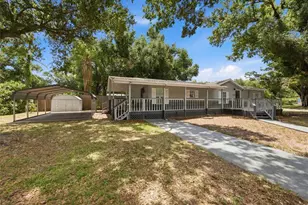 5203 N Mendenhall Dr, Tampa, FL 33603 - Photo 2