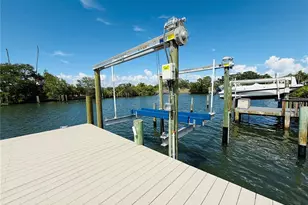 4851 W Gandy Blvd, Tampa, FL 33611 - Photo 50
