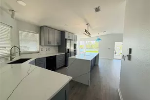 4851 W Gandy Blvd, Tampa, FL 33611 - Photo 4