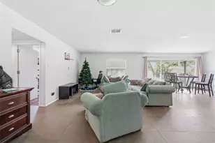832 S Parsons Ave, Brandon, FL 33511 - Photo 8