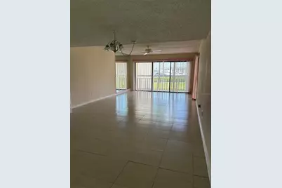 7907 Sailboat Key Boulevard S #105, South Pasadena, FL 33707 - Photo 4