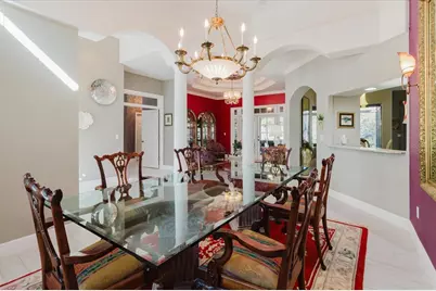 13510 Westshire Drive, Tampa, FL 33618 - Photo 14
