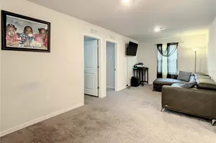 30344 Marquette Ave, Wesley Chapel, FL 33545 - Photo 18