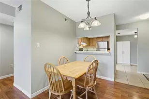 2685 Sabal Springs Cir, Clearwater, FL 33761 - Photo 6