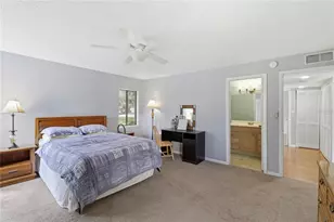 2685 Sabal Springs Cir, Clearwater, FL 33761 - Photo 10