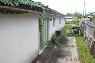300 Yumas Dr, Titusville, FL 32796 - Photo 6