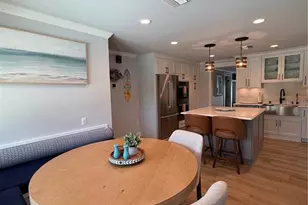 3921 Belle Vista Dr E, Saint Pete Beach, FL 33706 - Photo 10