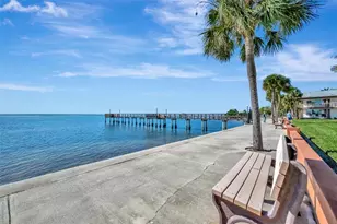 650 Pinellas Point Dr S, Saint Petersburg, FL 33705 - Photo 34