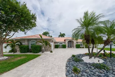 7759 Carver Court, Seminole, FL 33772 - Photo 2