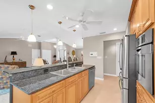 7759 Carver Ct, Seminole, FL 33772 - Photo 14