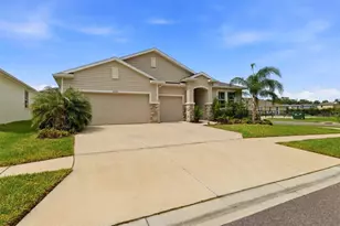 32337 Conchshell Sail St, Wesley Chapel, FL 33545 - Photo 2