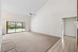 2555 Mason Oaks Dr, Valrico, FL 33596 - Photo 10