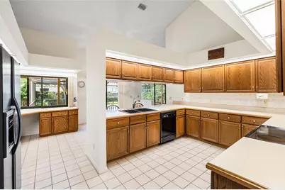 2555 Mason Oaks Drive, Valrico, FL 33596 - Photo 16