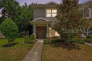 1112 Hillhurst Dr, Wesley Chapel, FL 33543 - Photo 2
