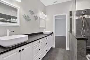 5513 Golden Isles Dr, Apollo Beach, FL 33572 - Photo 16