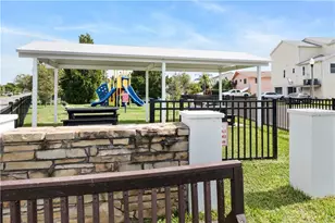 17601 1st St E, Redington Shores, FL 33708 - Photo 34