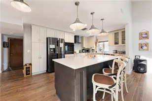 17601 1st St E, Redington Shores, FL 33708 - Photo 10