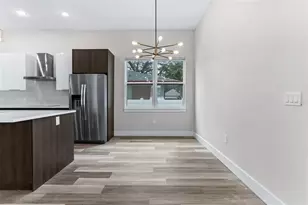 816 46th Ave N, Saint Petersburg, FL 33703 - Photo 4