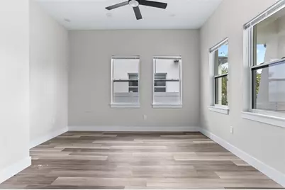 816 46th Avenue N, Saint Petersburg, FL 33703 - Photo 18