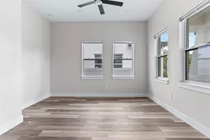 816 46th Ave N, Saint Petersburg, FL 33703 - Photo 18