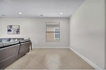 8013 Hampton Glen Drive, Tampa, FL 33647 - Photo 6