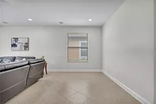 8013 Hampton Glen Dr, Tampa, FL 33647 - Photo 6