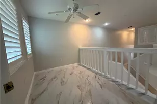 1195 Shipwatch Cir, Tampa, FL 33602 - Photo 8