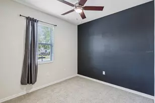 11525 Southern Creek Dr, Gibsonton, FL 33534 - Photo 8