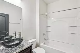 11525 Southern Creek Dr, Gibsonton, FL 33534 - Photo 6