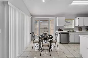 418 Henderson Ave, Seffner, FL 33584 - Photo 50
