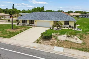 1915 W Del Webb Blvd, Sun City Center, FL 33573 - Photo 1