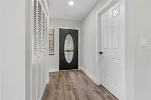 1915 W Del Webb Blvd, Sun City Center, FL 33573 - Photo 4