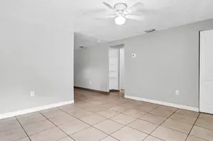 3003 Cord St, Tampa, FL 33605 - Photo 18