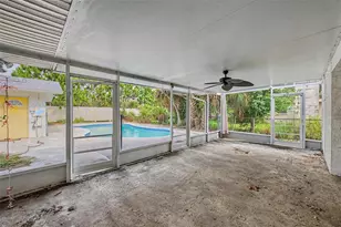 1647 Summerdale Dr S, Clearwater, FL 33764 - Photo 30