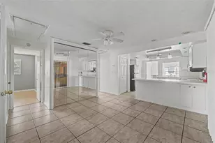 1647 Summerdale Dr S, Clearwater, FL 33764 - Photo 12