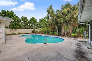 1647 Summerdale Dr S, Clearwater, FL 33764 - Photo 32
